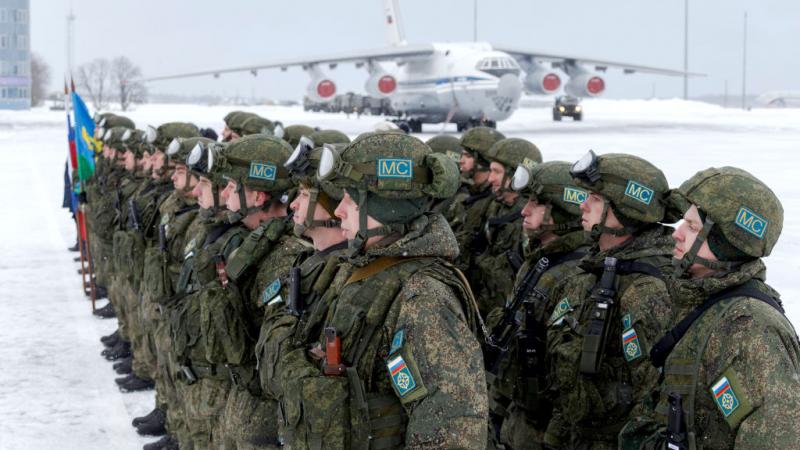 تختتم روسيا عملية سحب قواتها من كازاخستان الخميس (غيتي)