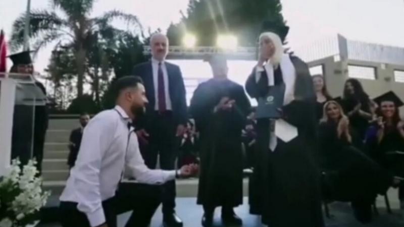 وزير الداخلية اللبناني أمام الشاب والطالبة - فيسبوك