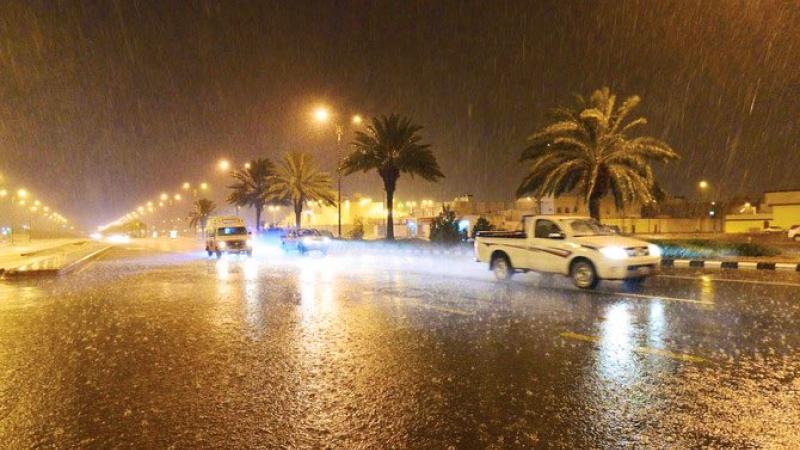 حذر المركز الوطني السعودي للأرصاد من احتمال تواصل الأمطار حتى الأربعاء- تويتر