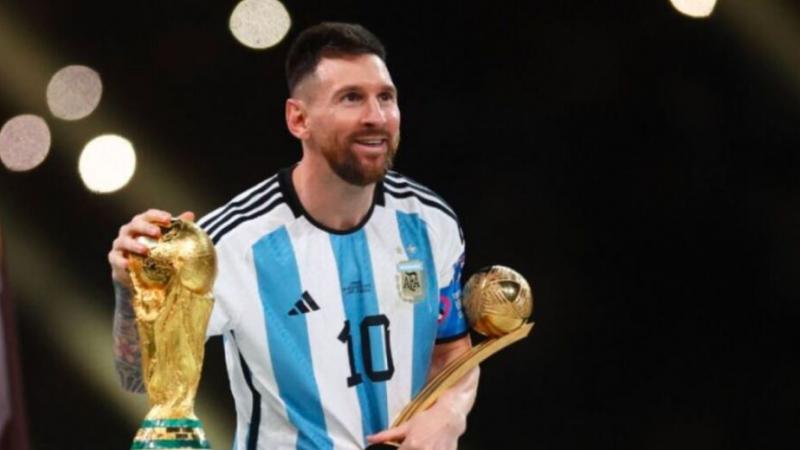  فاز ميسي الإثنين الماضي بجائزة الفيفا لأفضل لاعب كرة قدم في العالم