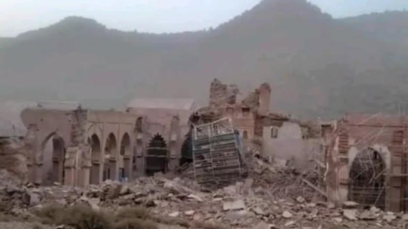 تدمّرت أجزاء من مسجد تينمل جراء زلزال المغرب- مواقع التواصل.