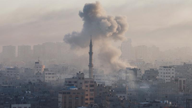 شددت ألبانيز على ضرورة أن تتوقف إسرائيل عن قصف المدنيين في غزة - رويترز