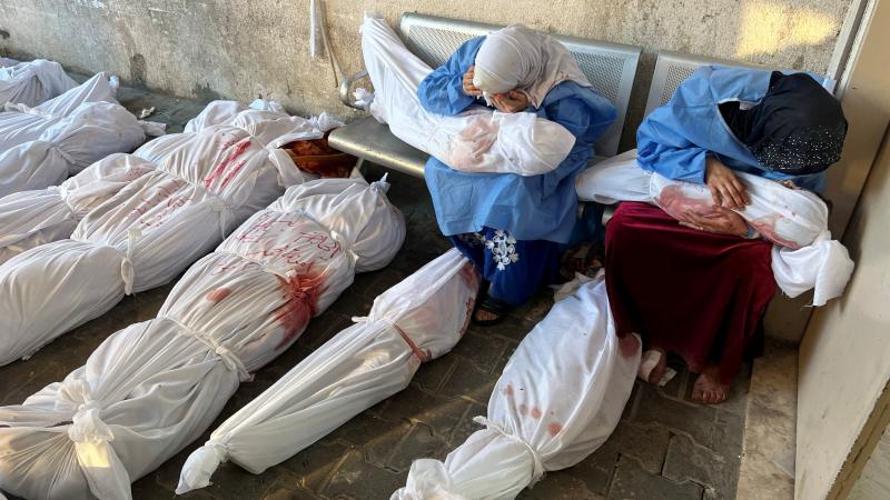 أطفال غزة يدفعون فاتورة العدوان الإسرائيلي المستمر على القطاع - رويترز