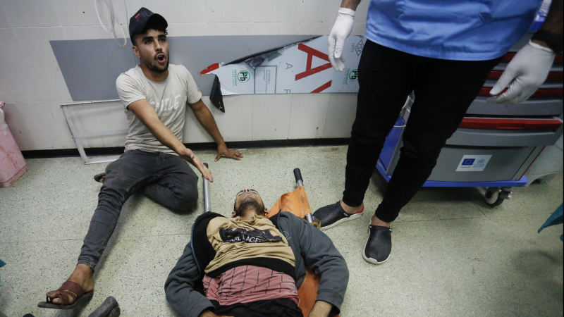  الهلال الأحمر الفلسطيني: ما جرى بمستشفى كمال عدوان هو جزء من الانتهاكات الإسرائيلية بحق المنظومة الصحية بغزة  - الأناضول