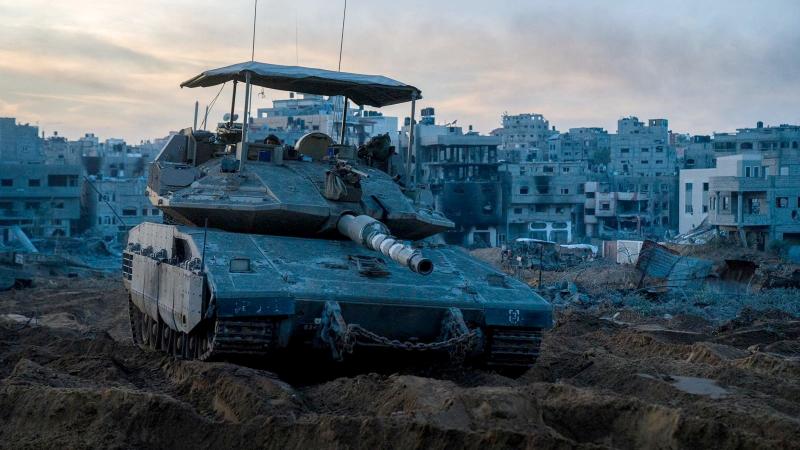 تضغط وزارة الخارجية الأميركية على لجنتي الكونغرس للموافقة بسرعة على صفقة بيع قذائف دبابات لإسرائيل