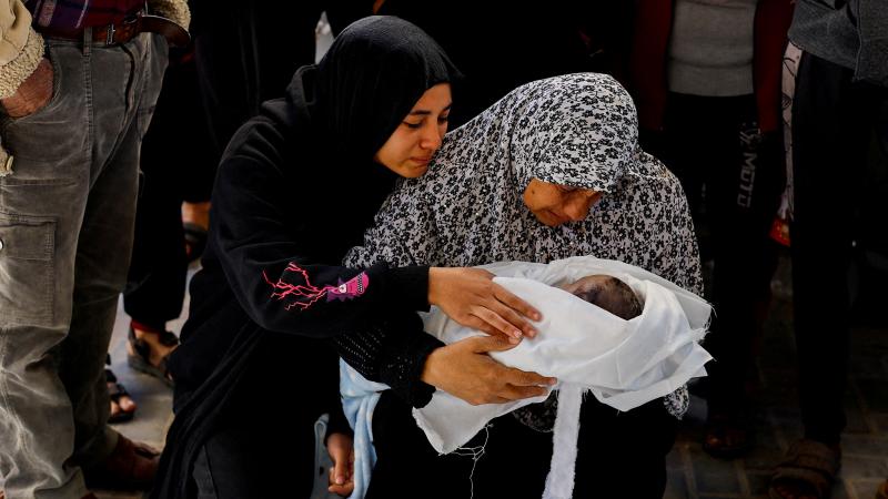 اعتبرت منظمة "اليونيسف" أن قطاع غزة بات أخطر مكان في العالم على الأطفال - رويترز