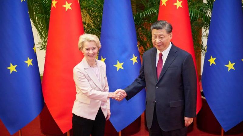 أكّدت رئيسة المفوضية الأوروبية أوسولا فون دير لايين إن الصين أهم شريك تجاري للاتحاد الأوروبي- اكس 