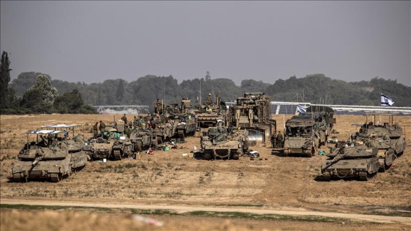 توغلت آليات الاحتلال في خان يونس جنوب قطاع غزة - الأناضول