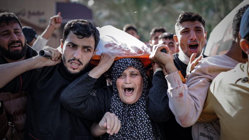 أكد المتحدث باسم الصحة العالمية أن "الهجوم الإسرائيلي يستهدف النظام الصحي والمدنيين لإجبارهم على الرحيل"