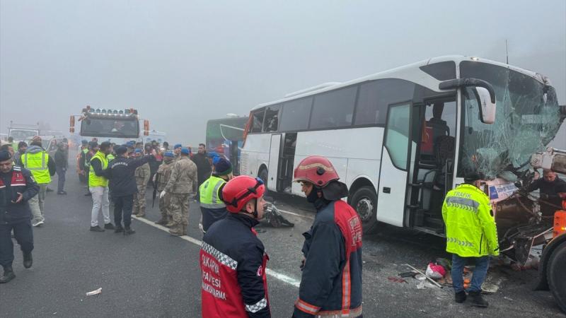 مصرع 10 أشخاص في حادث مروري مروع شمال غربي تركيا