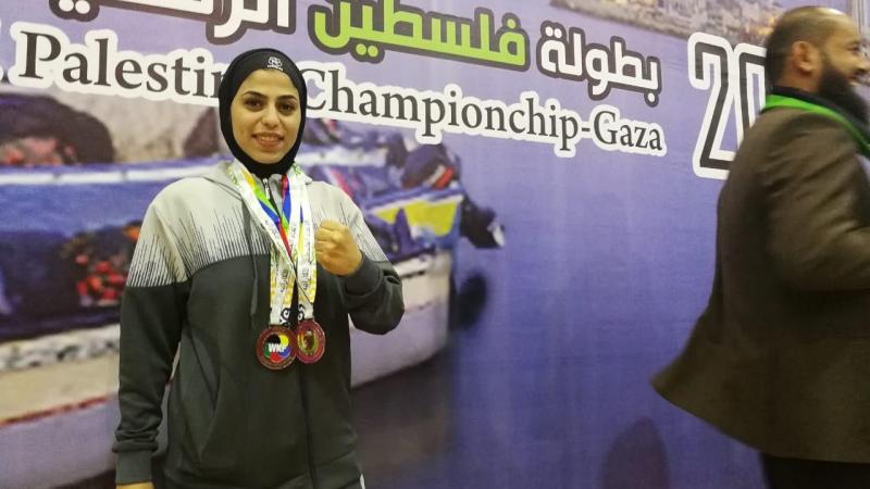 أحرزت أبو سمرة المركز الثاني في بطولة فلسطين مرتين