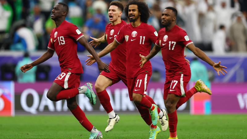 سجل المنتخب القطري في الدور ربع النهائي من كأس آسيا فوزه الثاني عشر تواليًا في البطولة القارية على مدى نسختين - رويترز