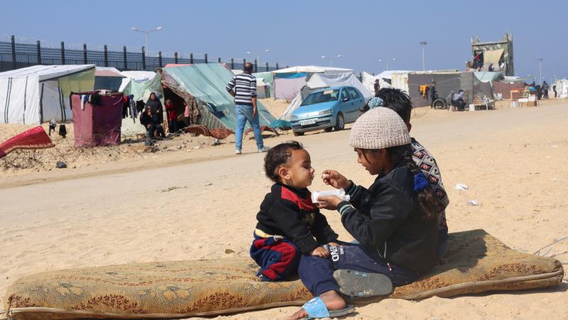 حذّرت الأمم المتحدة من أنّ 2,2 مليون فلسطيني باتوا على شفا المجاعة في غزة
