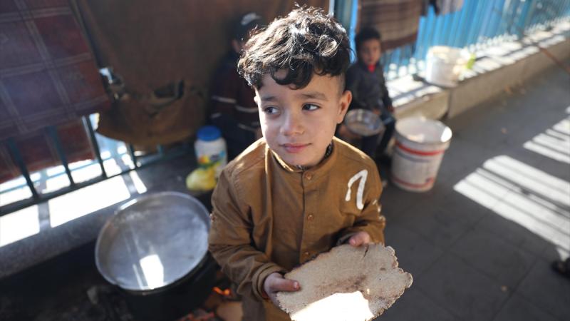 قرّر برنامج الأغذية العالمي التابع للأمم المتحدة وقف إرسال المساعدات الغذائية إلى شمال غزة - الأناضول