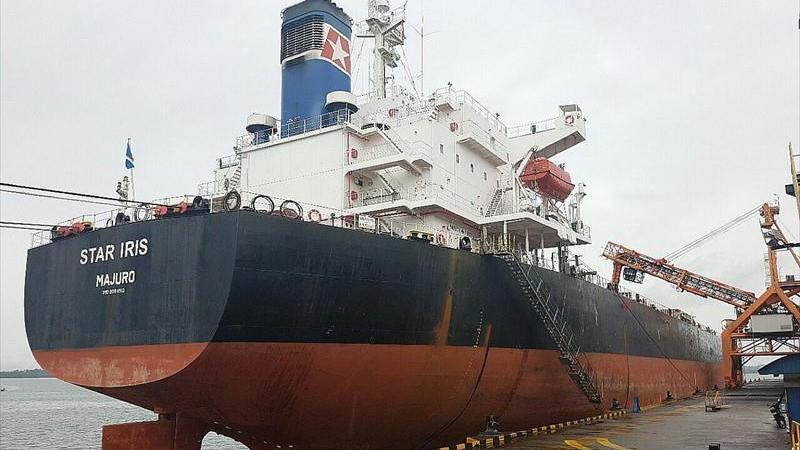 قال الجيش الأميركي إن السفينة كانت محملة بالذرة من البرازيل لإيران