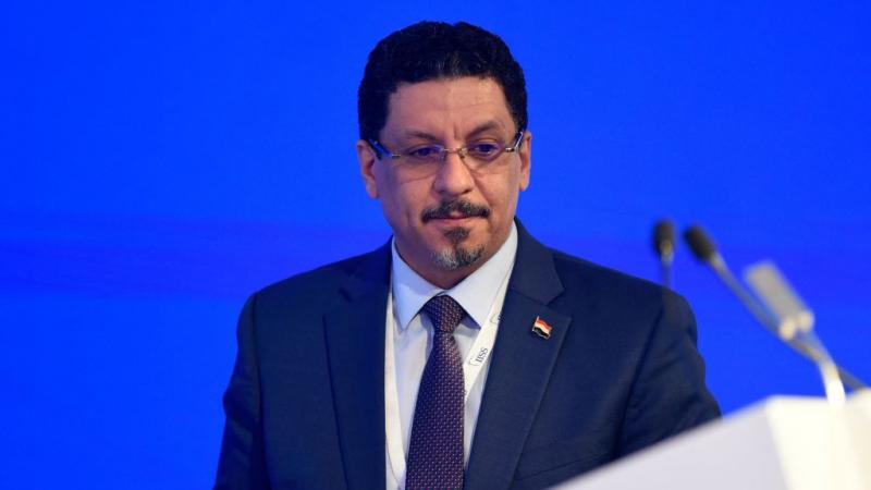 شغل  أحمد عوض بن مبارك منصب وزير الخارجية في حكومة عبد الملك منذ ديسمبر 2020 