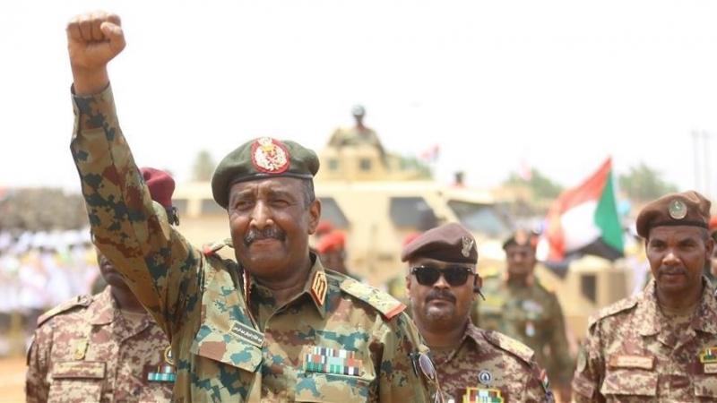 خلّفت الحرب في السودان أكثر من 13 ألف قتيل وتشريد ما يقرب من ثمانية ملايين إنسان - الأناضول