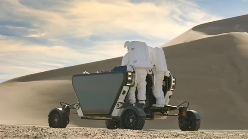 تهدف "أسترولاب" إلى إرسال عربته الجوالة "فليكس" إلى القمر في عام 2026- ديلي ميل