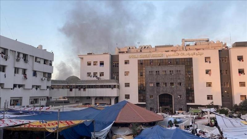 يقتحم جيش الاحتلال مستشفى الشفاء في غزة منذ فجر اليوم- الأناضول