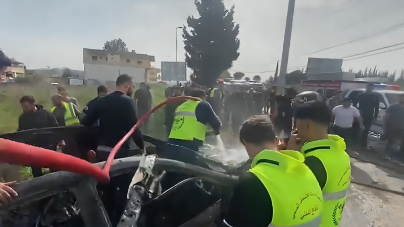 استشهد شخص في غارة نفذتها طائرة مسيرة إسرائيلية استهدفت سيارته على طريق بلدة البازورية جنوب لبنان