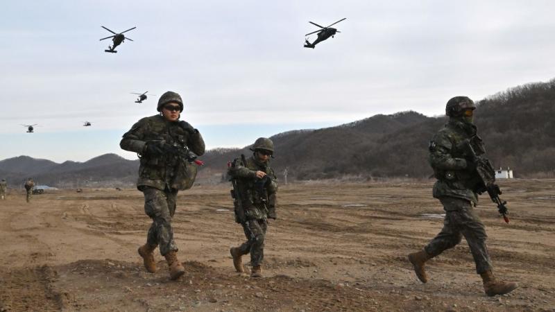باشر الجيش الكوري الجنوبي بالشراكة مع الجيش الأميركي مناورة عسكرية ضخمة