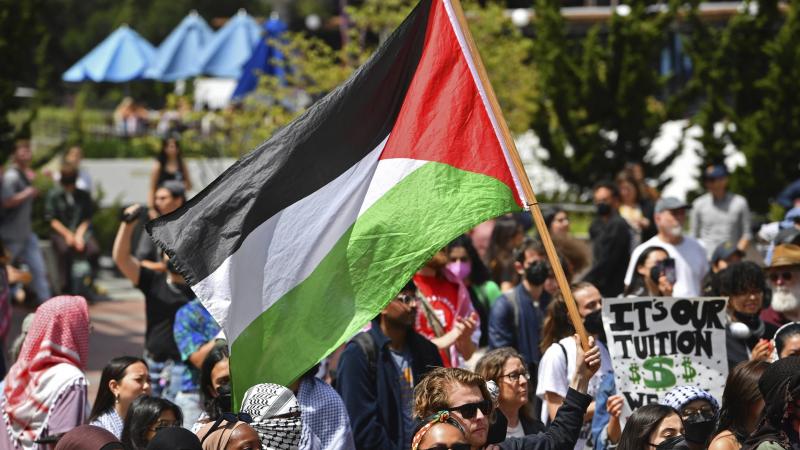 اشتدت الاحتجاجات الطلابية في الولايات المتحدة ضدّ الحرب الإسرائيلية على غزة