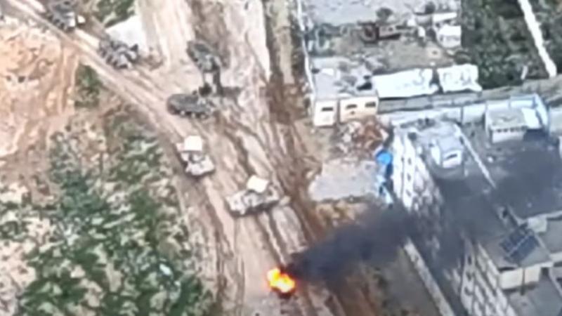 يُطلق مقاتلو "القسّام" صاروخ كورنيت باتجاه جيب عسكري إسرائيلي