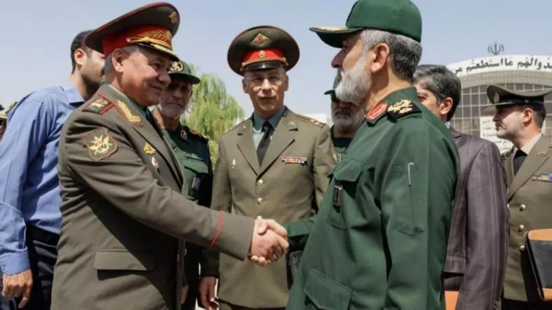 وزيرا الدفاع الروسي والإيراني