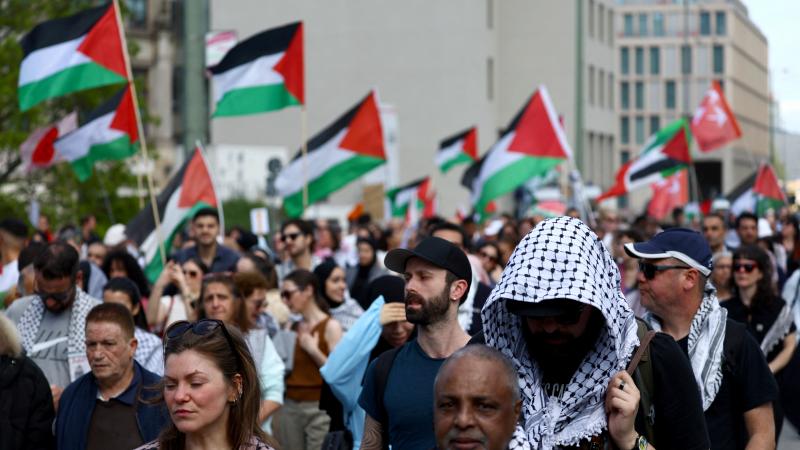 طلب محامون من المحكمة الإدارية في برلين تعليق تراخيص تصدير الأسلحة لإسرائيل كإجراء حماية قانوني مؤقت- رويترز