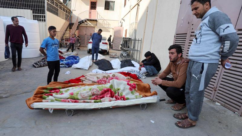إسرائيل ارتكبت 4 مجازر ضد العائلات في غزة خلال 24 ساعة - رويترز
