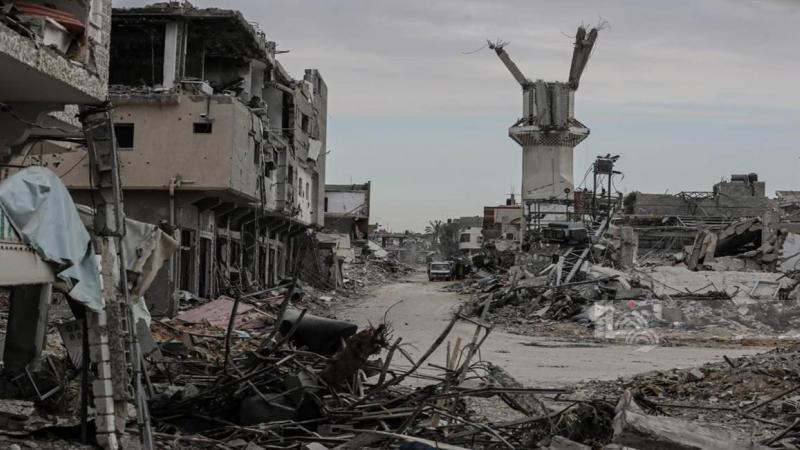 استفاق الغزيون على أصوات الانفجارات جراء القصف الإسرائيلي على غزة ودير البلح وأحياء في رفح- وفا