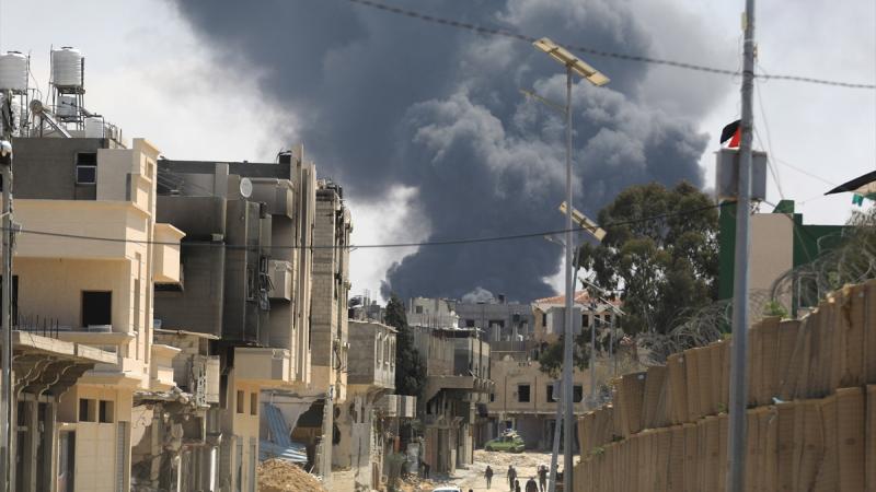 تواصل إسرائيل عدوانها على غزة رغم صدور قرار من مجلس الأمن بوقف إطلاق النار فورًا