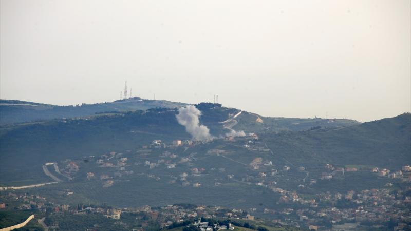 قصف وعمليات عسكرية متبادلة بين "حزب الله" والاحتلال الإسرائيلي على الجبهة اللبنانية - الأناضول