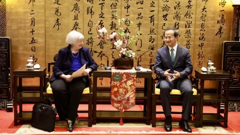 استقبل رئيس الوزراء الصيني لي تشيانغ وزيرة الخزانة الأميركية جانيت يلين في بكين - جانيت يلين/منصة إكس