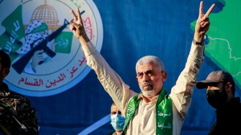 طالت العديد من الأخبار المضلّلة رئيس حركة "حماس" في غزة يحيى السنوار - إكس
