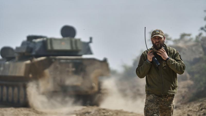 يواجه الجيش الأوكراني نقصًا حادا في الأسلحة والمجندين - غيتي