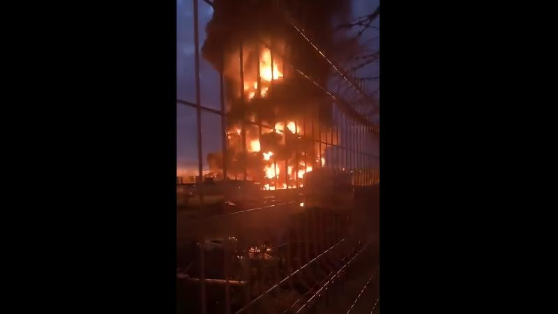 اندلاع حريق بمنشآت طاقة في سمولينسك الروسية