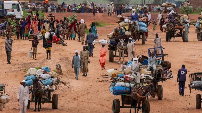 يعيش الشعب السوداني أكبر أزمة لجوء في العالم وفق الأمم المتحدة 
