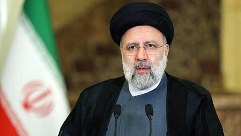 أعلنت إيران الحداد الوطني لمدة خمسة أيام عقب وفاة الرئيس إبراهيم رئيسي في حادث تحطم طائرة - الأناضول