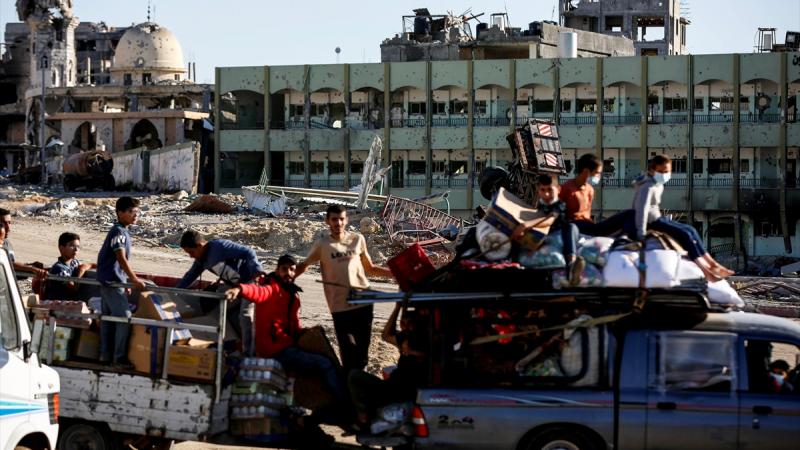 تتوالى التحذيرات من تأزم الوضع الإنساني في قطاع غزة بعد بدء الاحتلال لعمليته العسكرية على رفح- الأناضول 