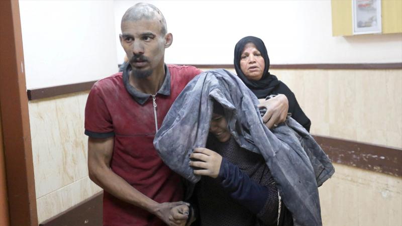تشن إسرائيل عدوانًا على غزة أسفر عن عشرات آلاف الشهداء والجرحى معظمهم أطفال ونساء
