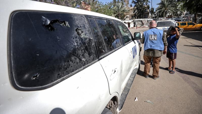 استهدف جيش الاحتلال الاسرائيلي سيارة تابعة لمنظمة الصحة العالمية شرق مدينة رفح جنوب قطاع غزة- الأناضول