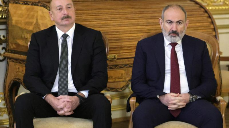 وافق رئيس الوزراء الأرميني نيكول باشينيان في مارس على إعادة أربع قرى حدودية مهجورة كانت جزءًا من أذربيجان - غيتي