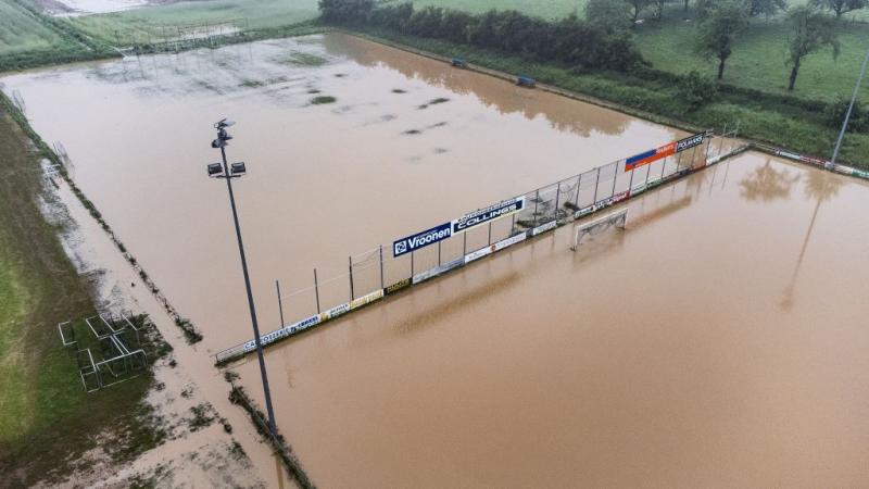 ذكرت صحيفة "بيلد" الألمانية أن "الفيضانات لم يشهد لها مثيل خلال قرن"