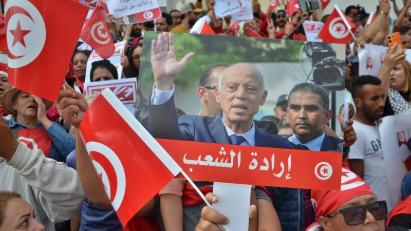 حذر الرئيس قيس سعيّد من التدخل الأجنبي في شؤون تونس باسم المجتمع المدني